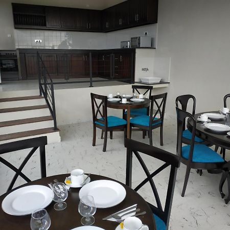 Villa Lemon Court Нувара-Элия Экстерьер фото